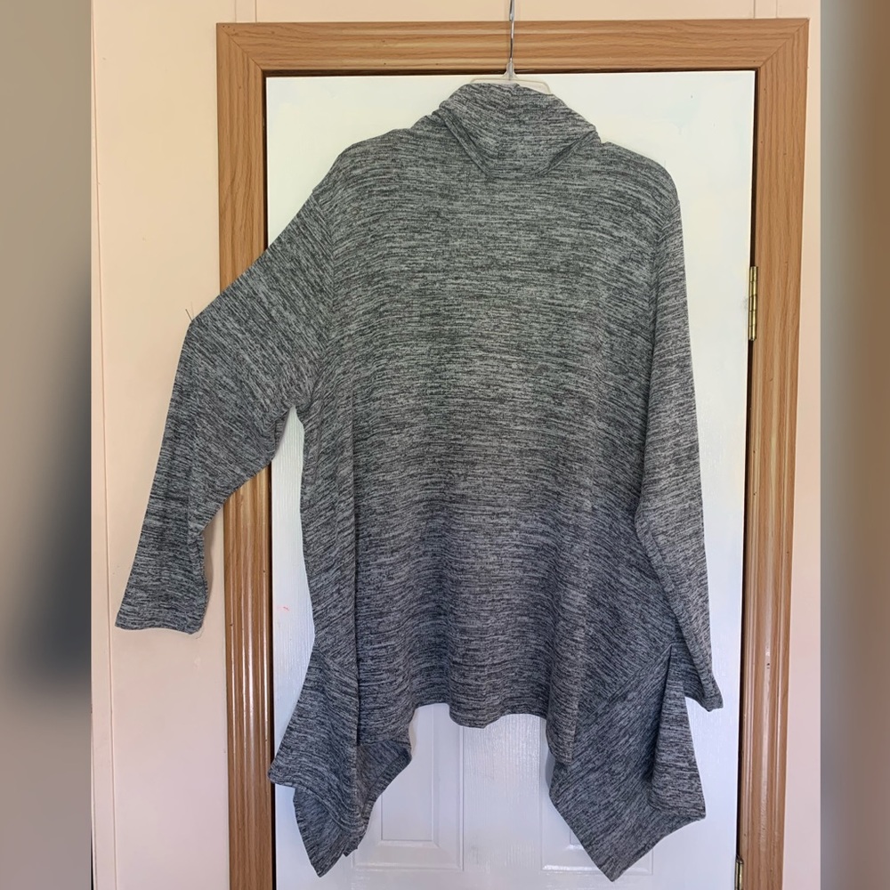 Sweater - Picture 3 of 5